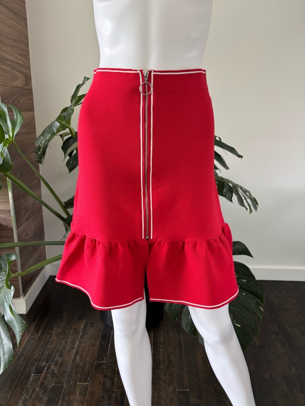 Sandro Skirt Red Women's Zip Sz 3 Authentic❤️ - Picture 2 of 11